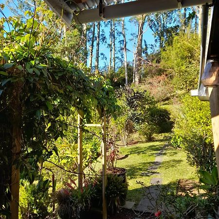 Bed and Breakfast Le Val Rambaud Saint-Denis Exterior foto